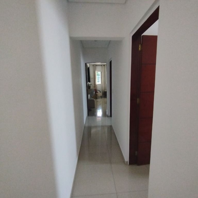 Casa à venda com 4 quartos, 267m² - Foto 14