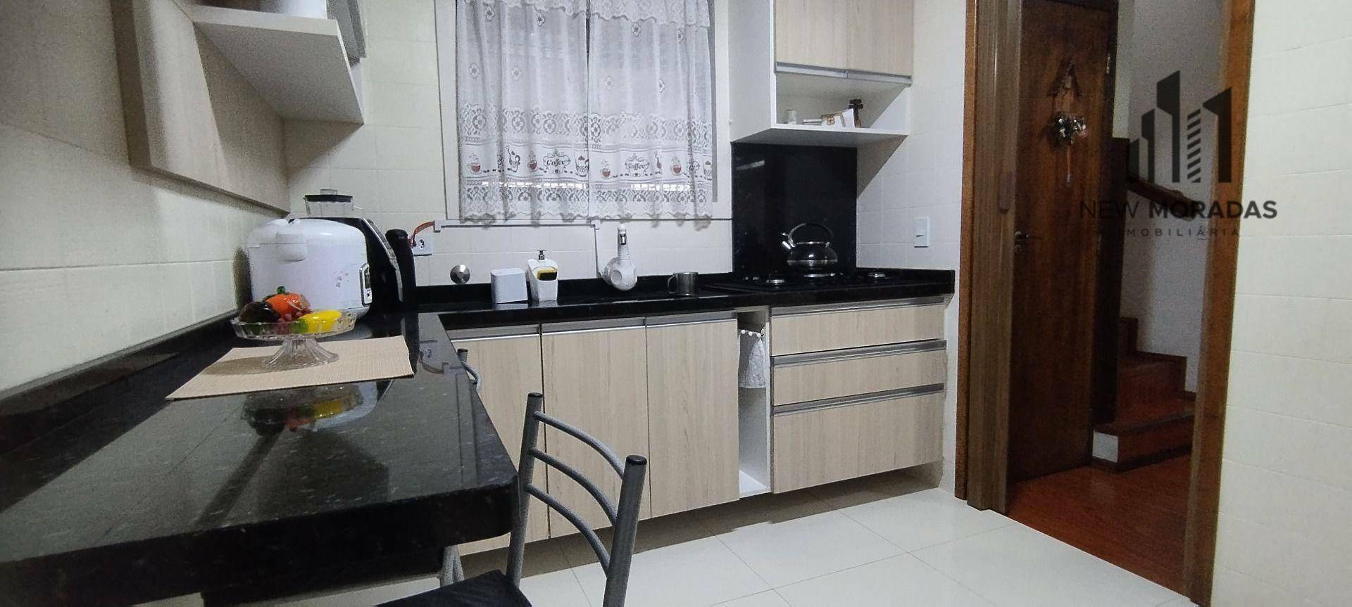 Sobrado à venda com 3 quartos, 160m² - Foto 4