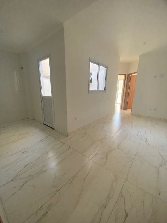 Apartamento à venda com 2 quartos, 44m² - Foto 1