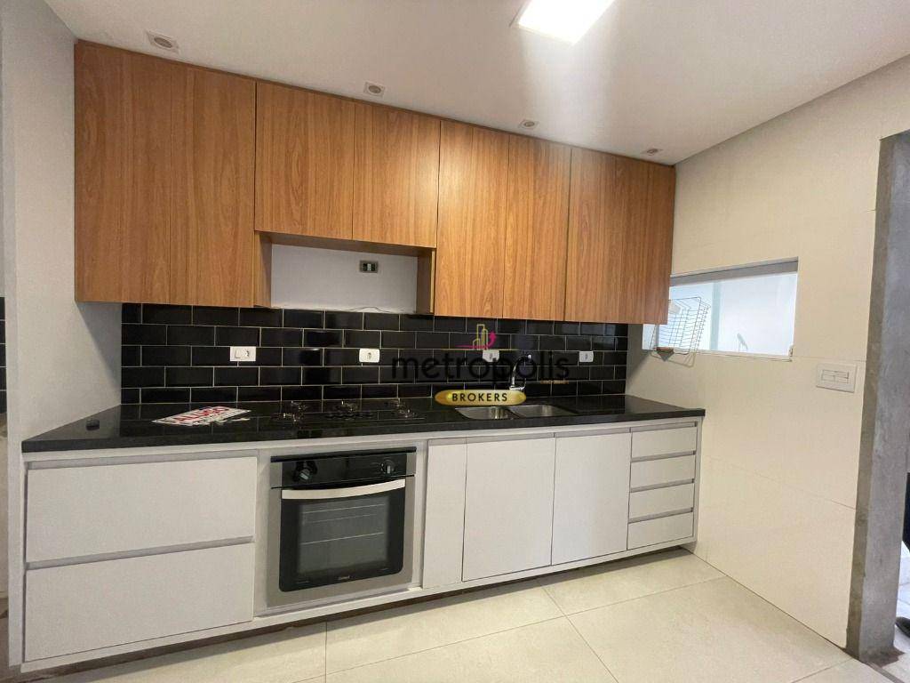 Casa para alugar com 2 quartos, 150m² - Foto 11