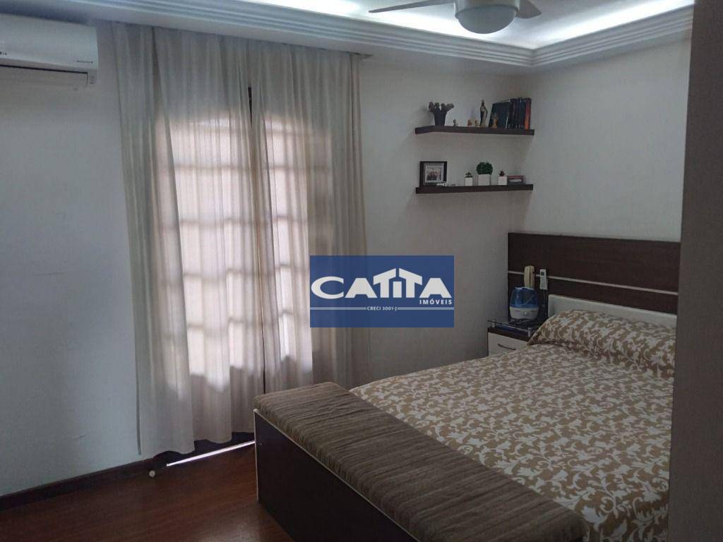 Sobrado à venda com 4 quartos, 240m² - Foto 16