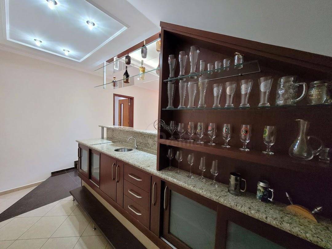 Casa de Condomínio à venda e aluguel com 5 quartos, 666m² - Foto 9