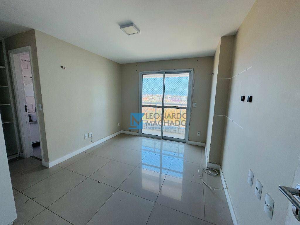 Apartamento à venda com 3 quartos, 111m² - Foto 4