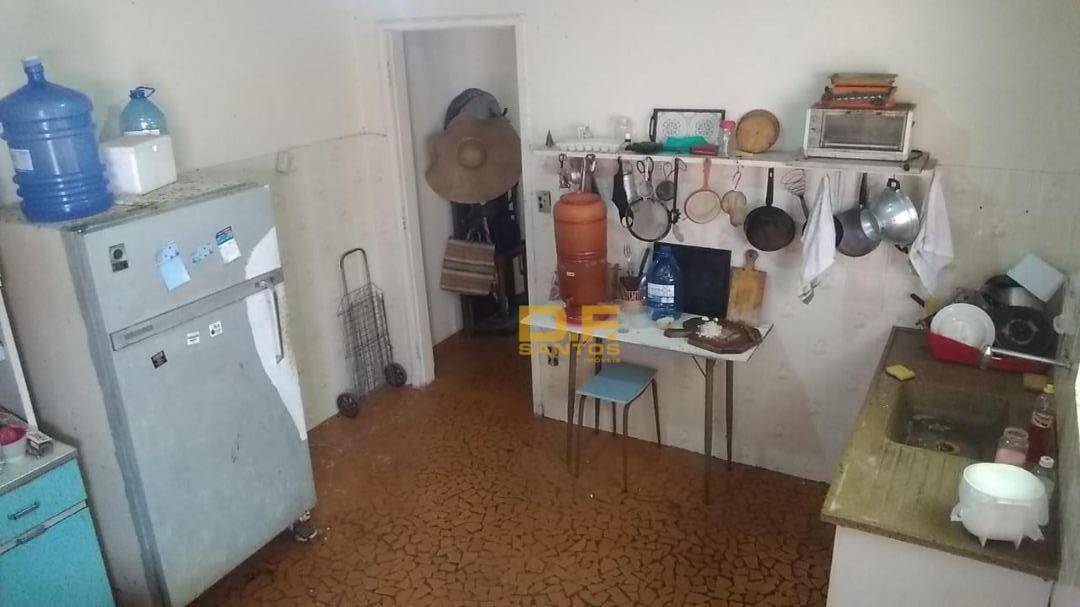 Casa à venda com 2 quartos, 80m² - Foto 13