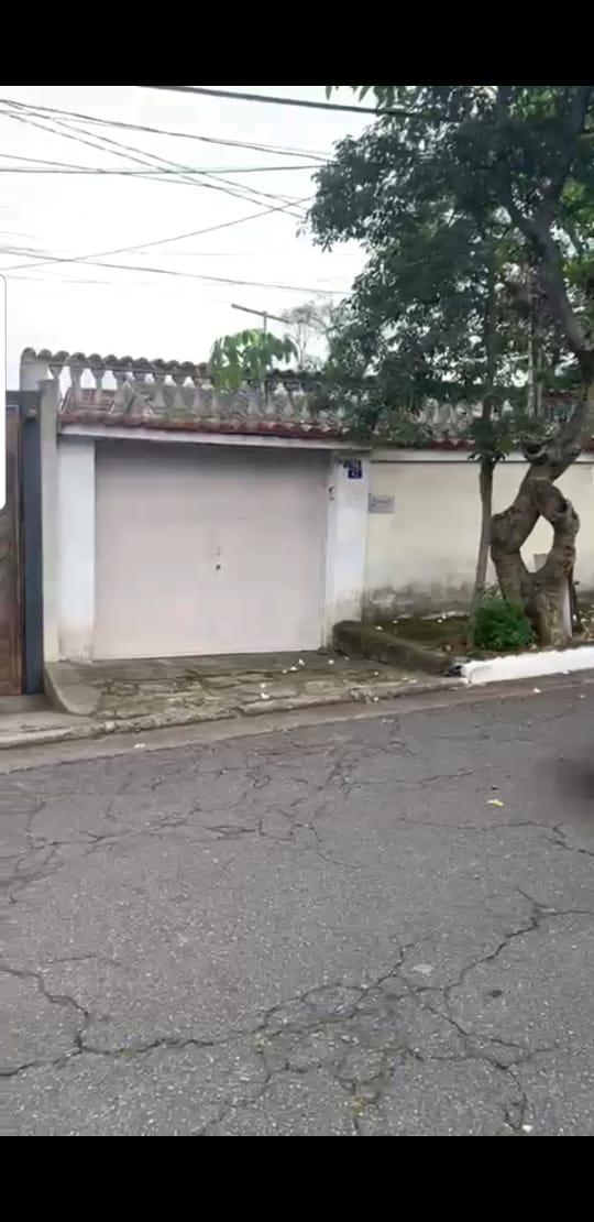 Sobrado à venda com 3 quartos, 100m² - Foto 1