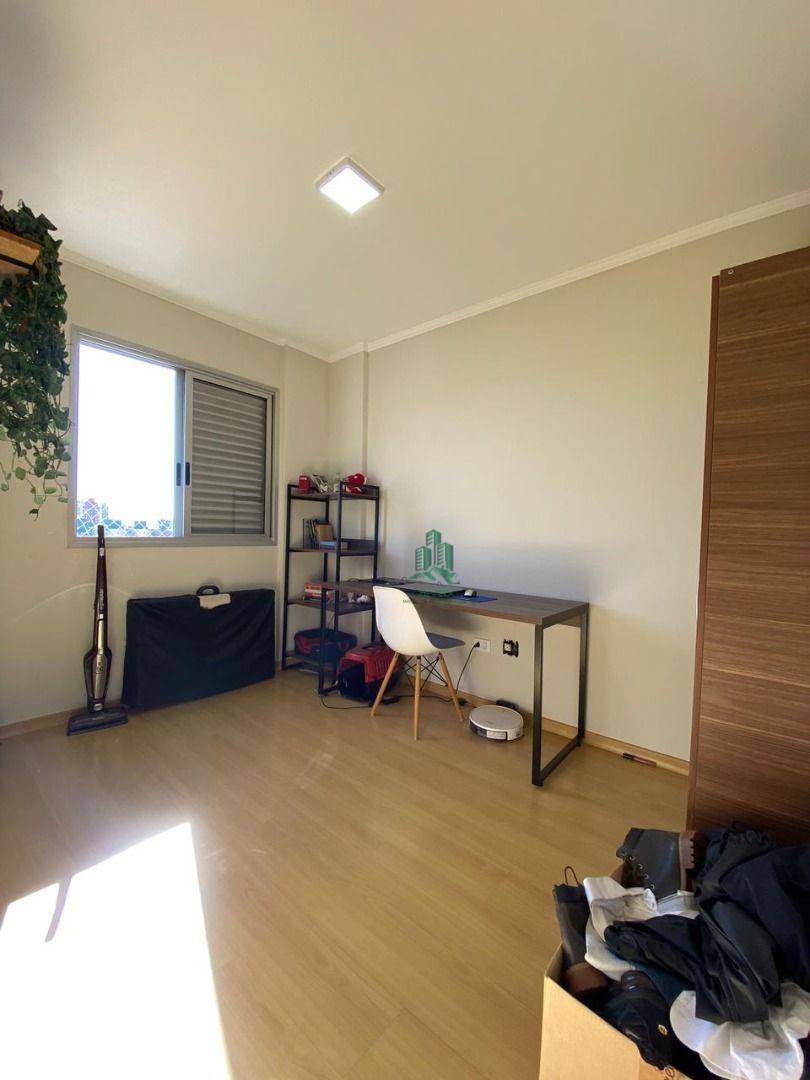 Apartamento à venda com 2 quartos, 62m² - Foto 4