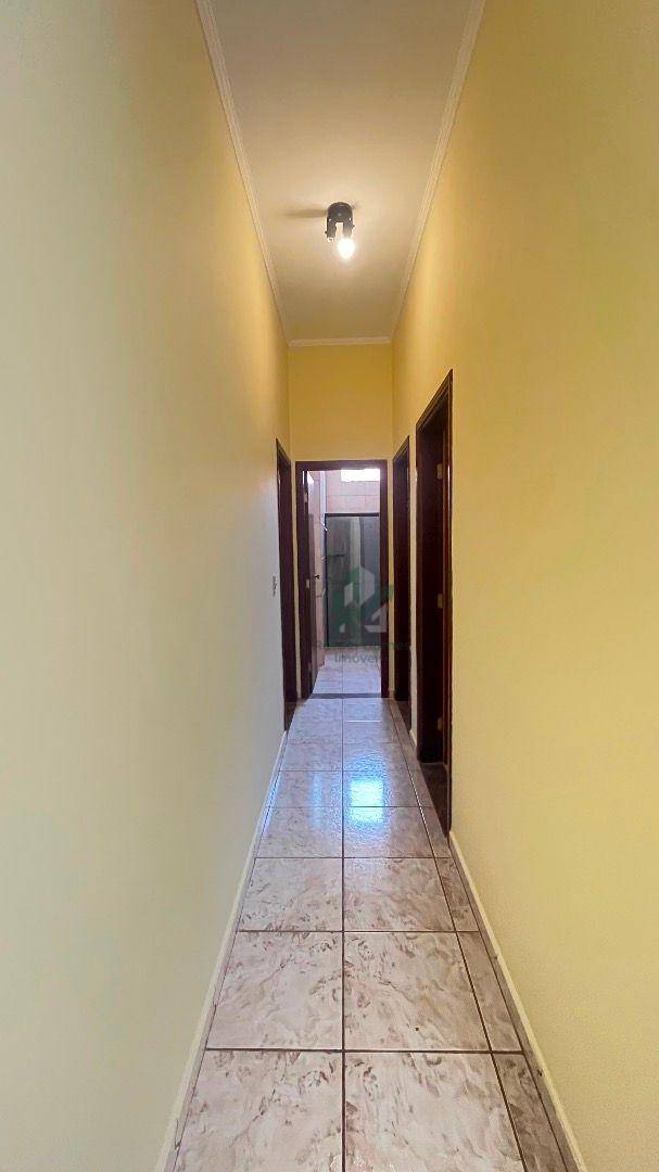 Casa, 4 quartos, 192 m² - Foto 4