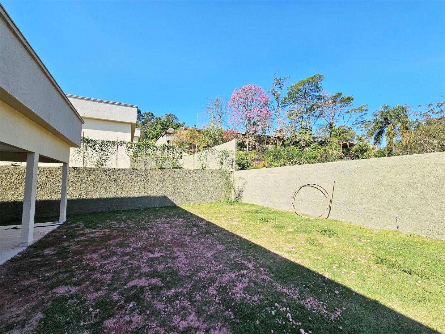 Casa de Condomínio à venda e aluguel com 3 quartos, 198m² - Foto 31