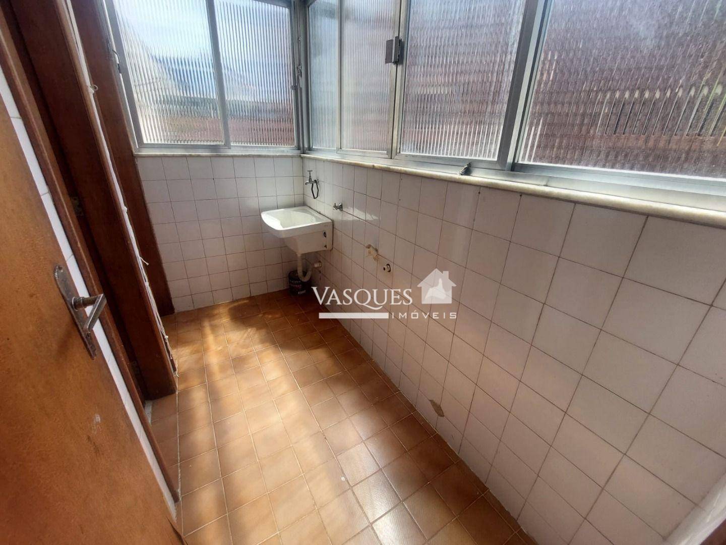 Apartamento para alugar com 2 quartos, 65m² - Foto 10