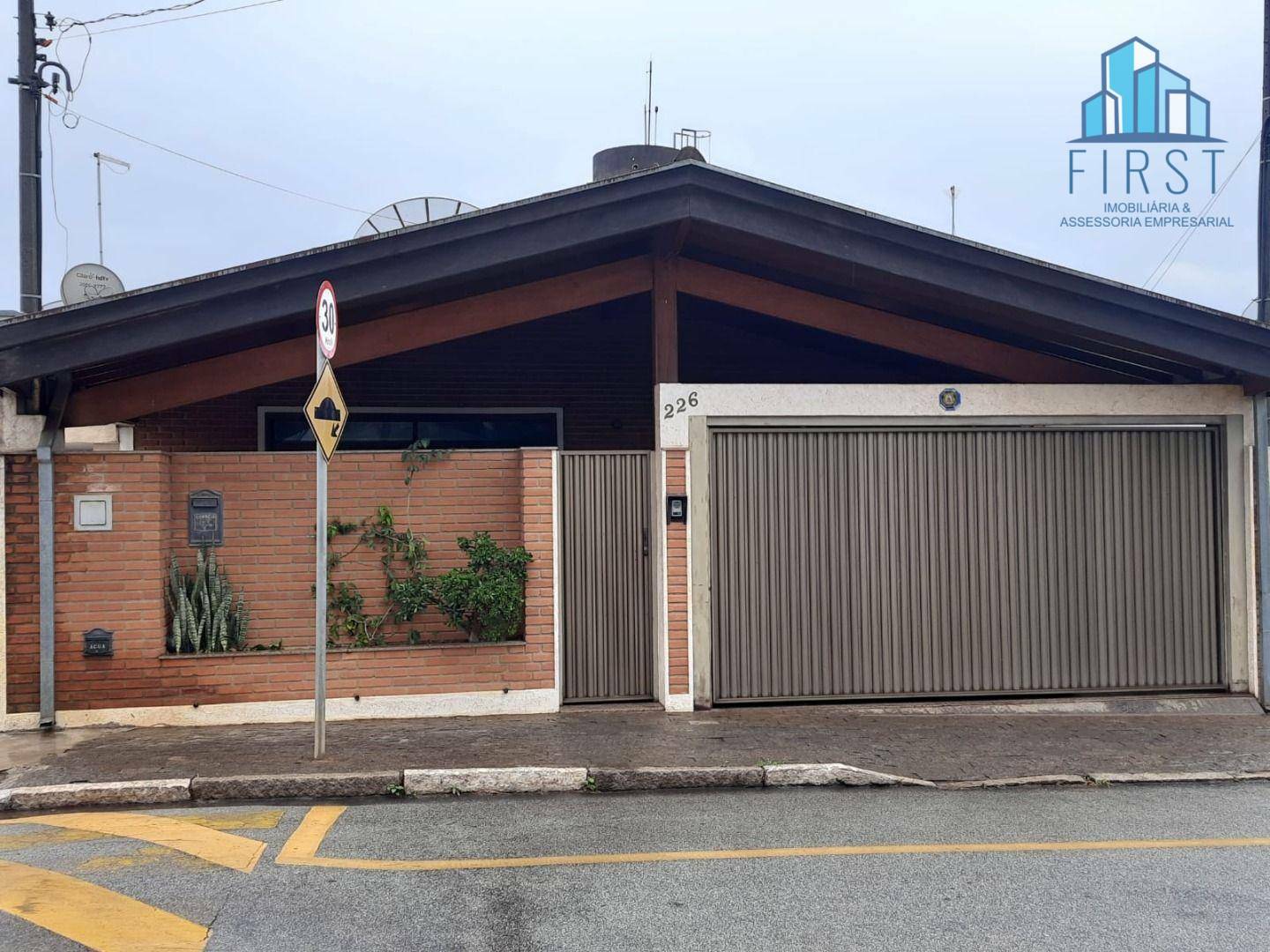 Casa, 3 quartos, 162 m² - Foto 1