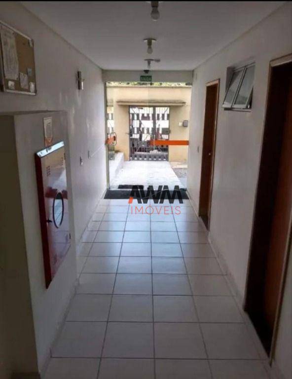 Apartamento à venda com 1 quarto, 37m² - Foto 10