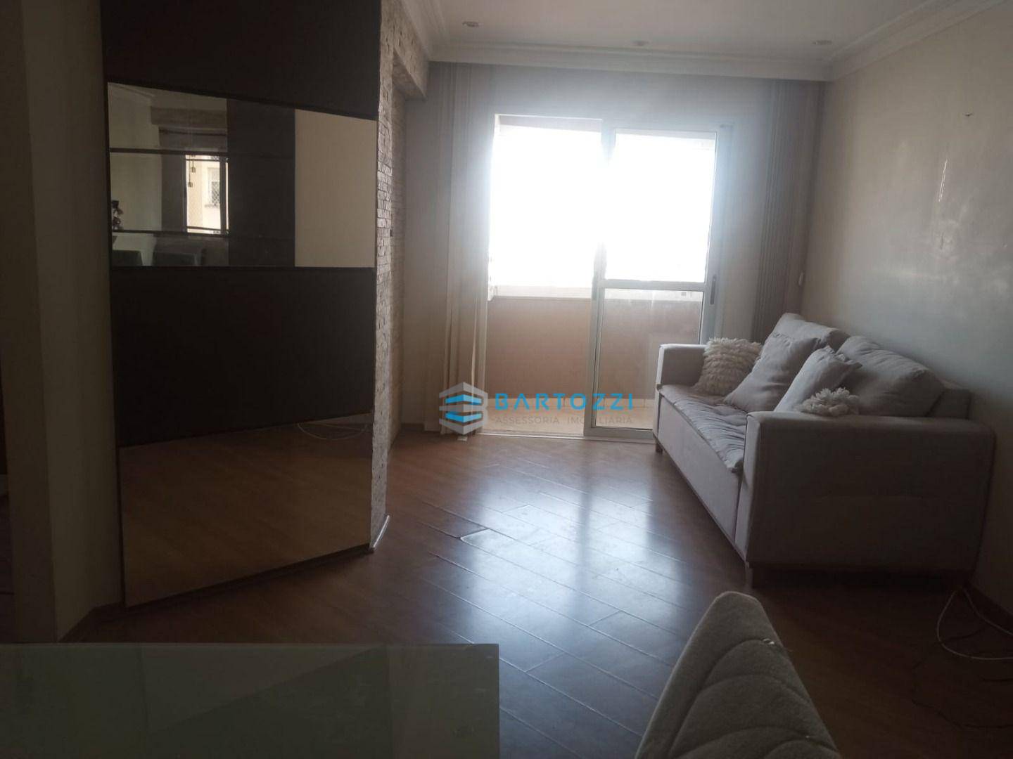 Apartamento à venda com 2 quartos, 70m² - Foto 10