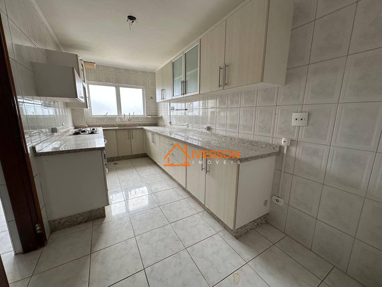 Apartamento à venda com 3 quartos, 131m² - Foto 5