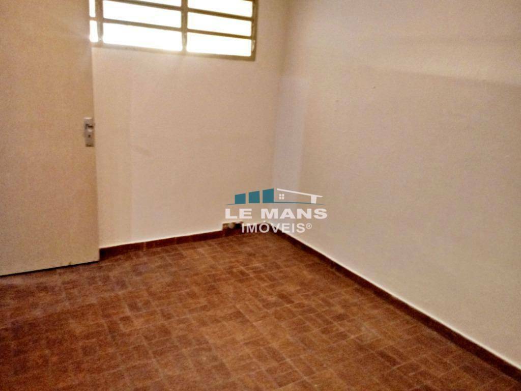 Casa à venda com 2 quartos, 92m² - Foto 8