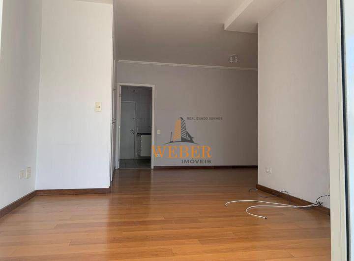 Apartamento à venda com 3 quartos, 93m² - Foto 7