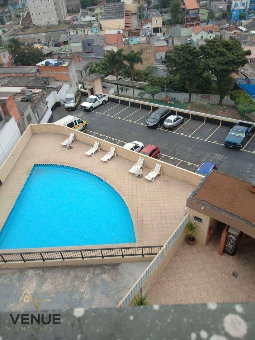 Apartamento à venda com 2 quartos, 44m² - Foto 3