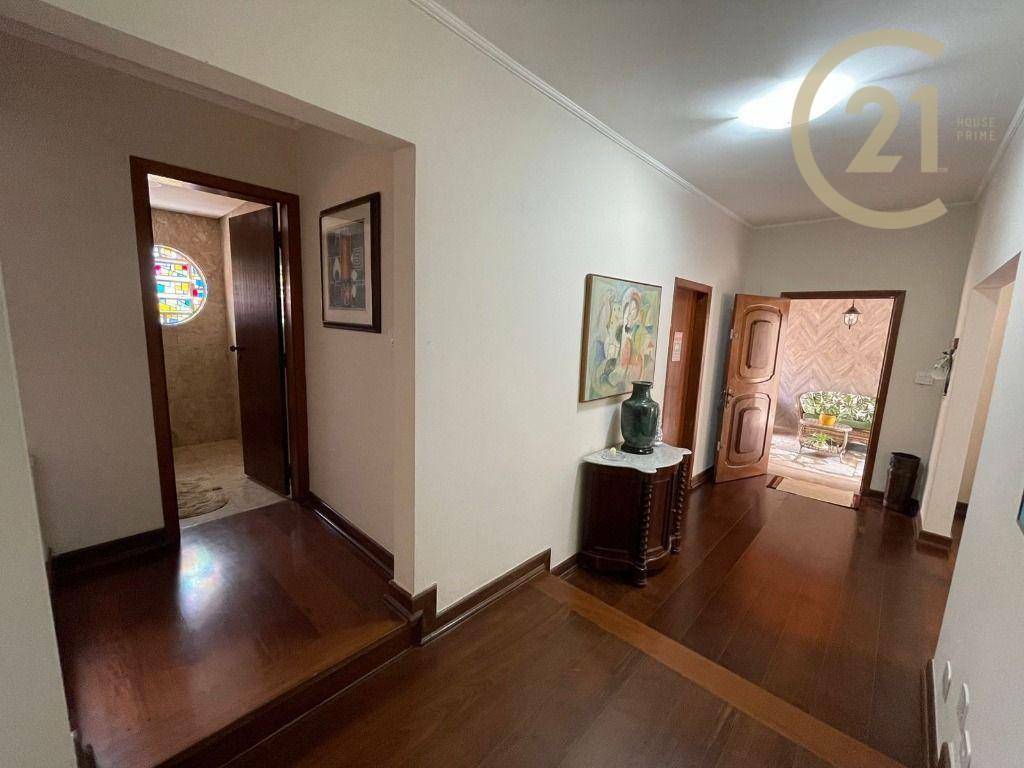 Casa à venda com 5 quartos, 280m² - Foto 19