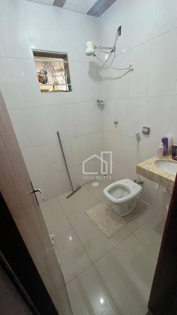 Casa à venda com 3 quartos, 250M2 - Foto 6