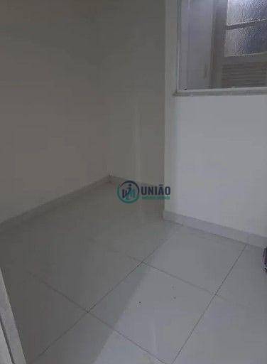 Apartamento à venda com 2 quartos, 71m² - Foto 5