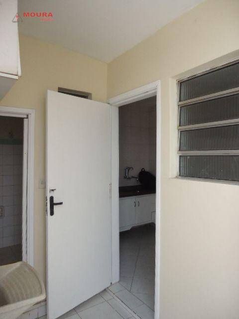 Casa para alugar com 1 quarto, 40m² - Foto 4