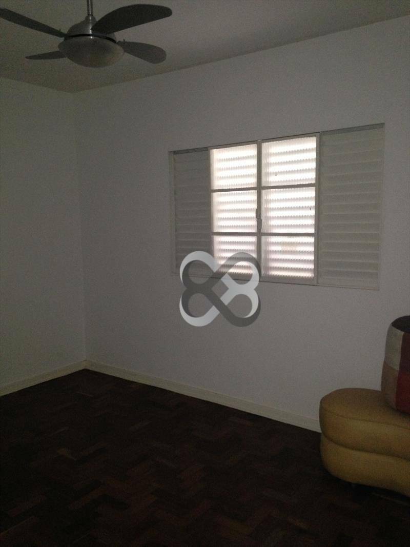 Casa para alugar com 3 quartos, 160m² - Foto 9