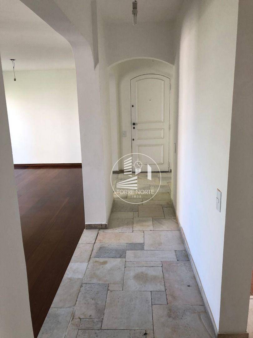 Apartamento à venda com 3 quartos, 130m² - Foto 3