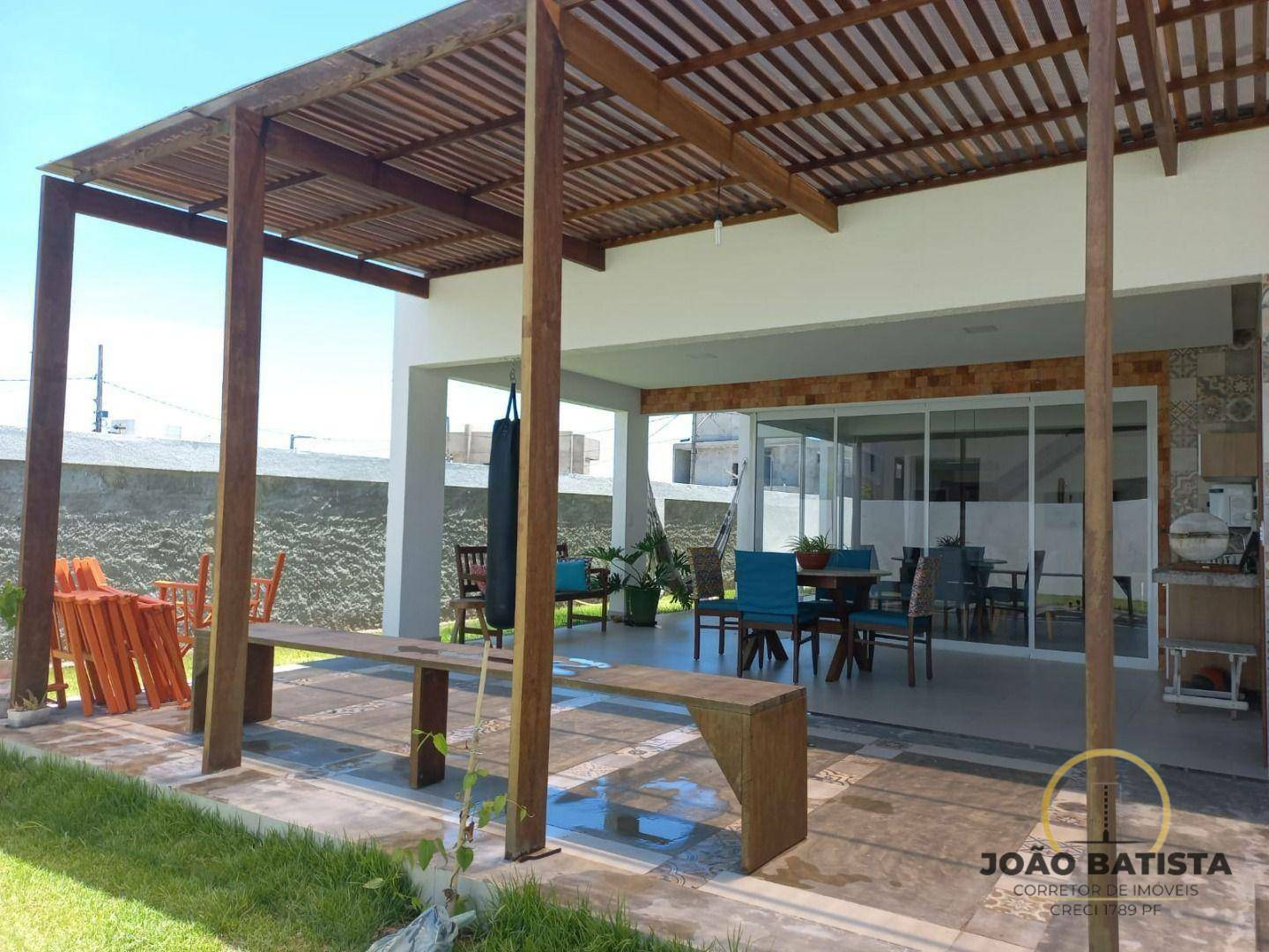 Casa de Condomínio à venda com 5 quartos, 241m² - Foto 23