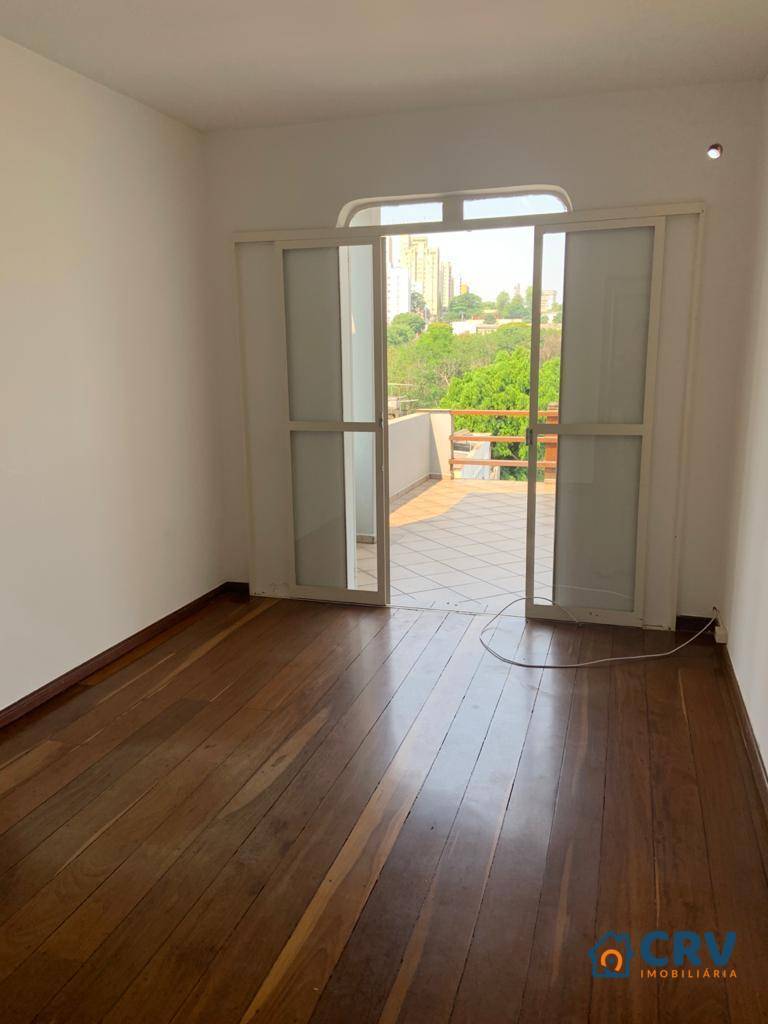 Casa à venda e aluguel com 3 quartos, 320m² - Foto 12