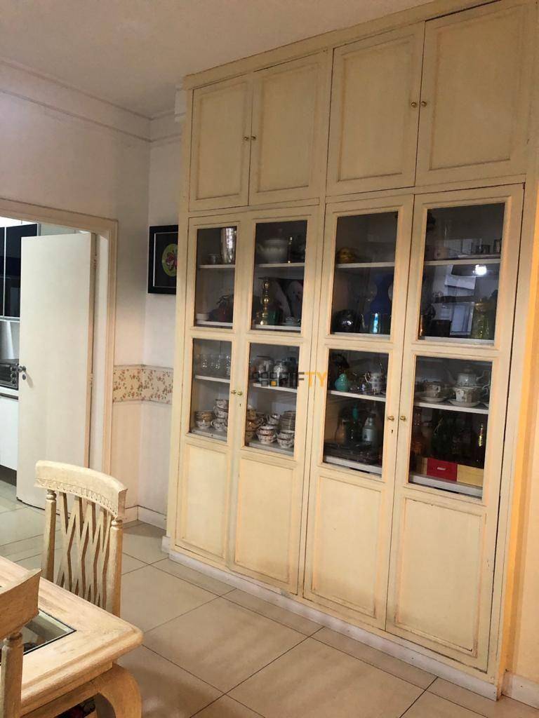 Apartamento à venda com 4 quartos, 382m² - Foto 34