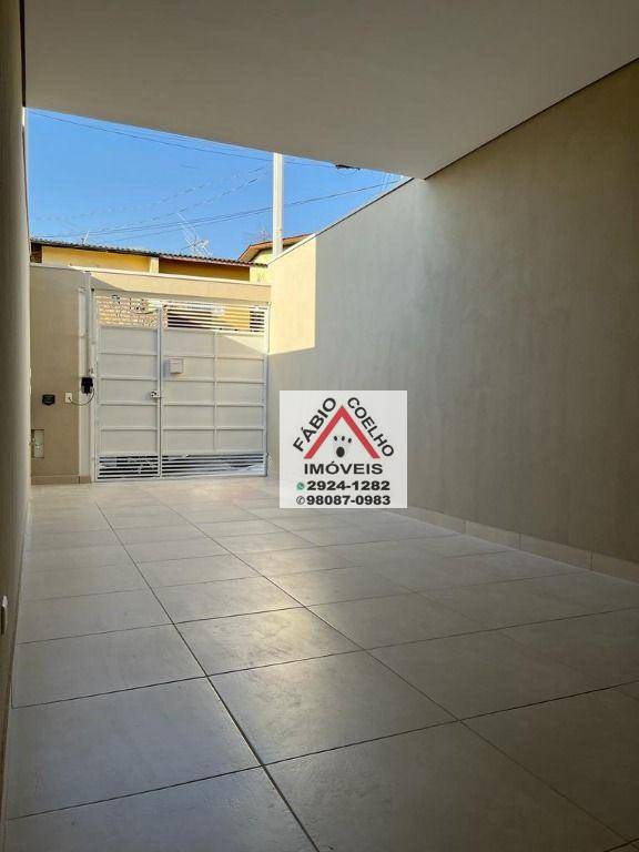 Sobrado à venda com 3 quartos, 120m² - Foto 2