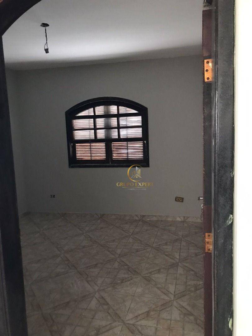 Casa à venda com 3 quartos, 146m² - Foto 11