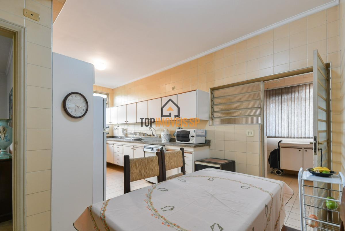 Apartamento à venda com 3 quartos, 239m² - Foto 12