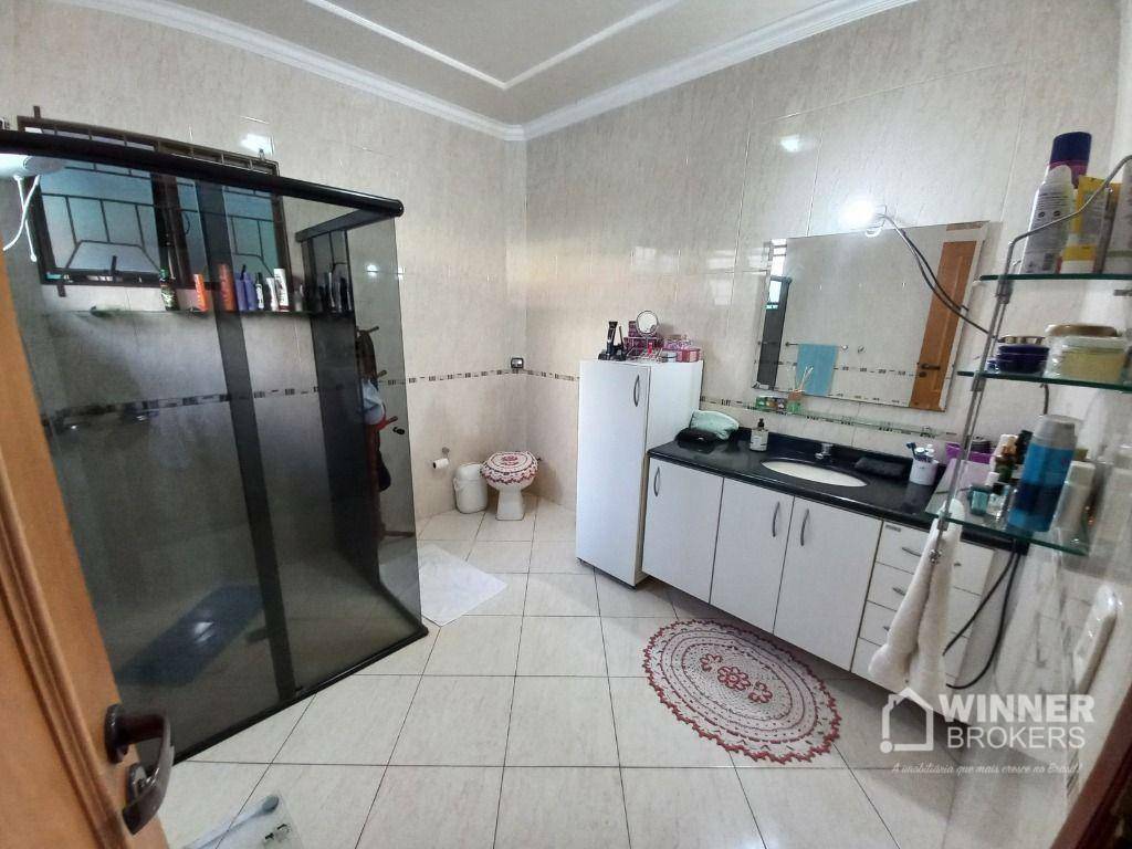 Casa à venda com 3 quartos, 203m² - Foto 10