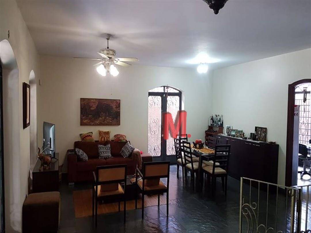 Casa à venda com 4 quartos, 350m² - Foto 4