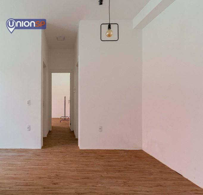 Apartamento à venda com 2 quartos, 55m² - Foto 3