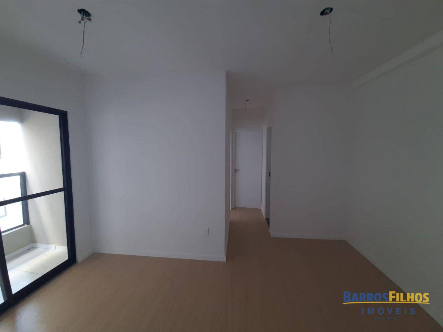 Apartamento para alugar com 2 quartos, 50m² - Foto 2