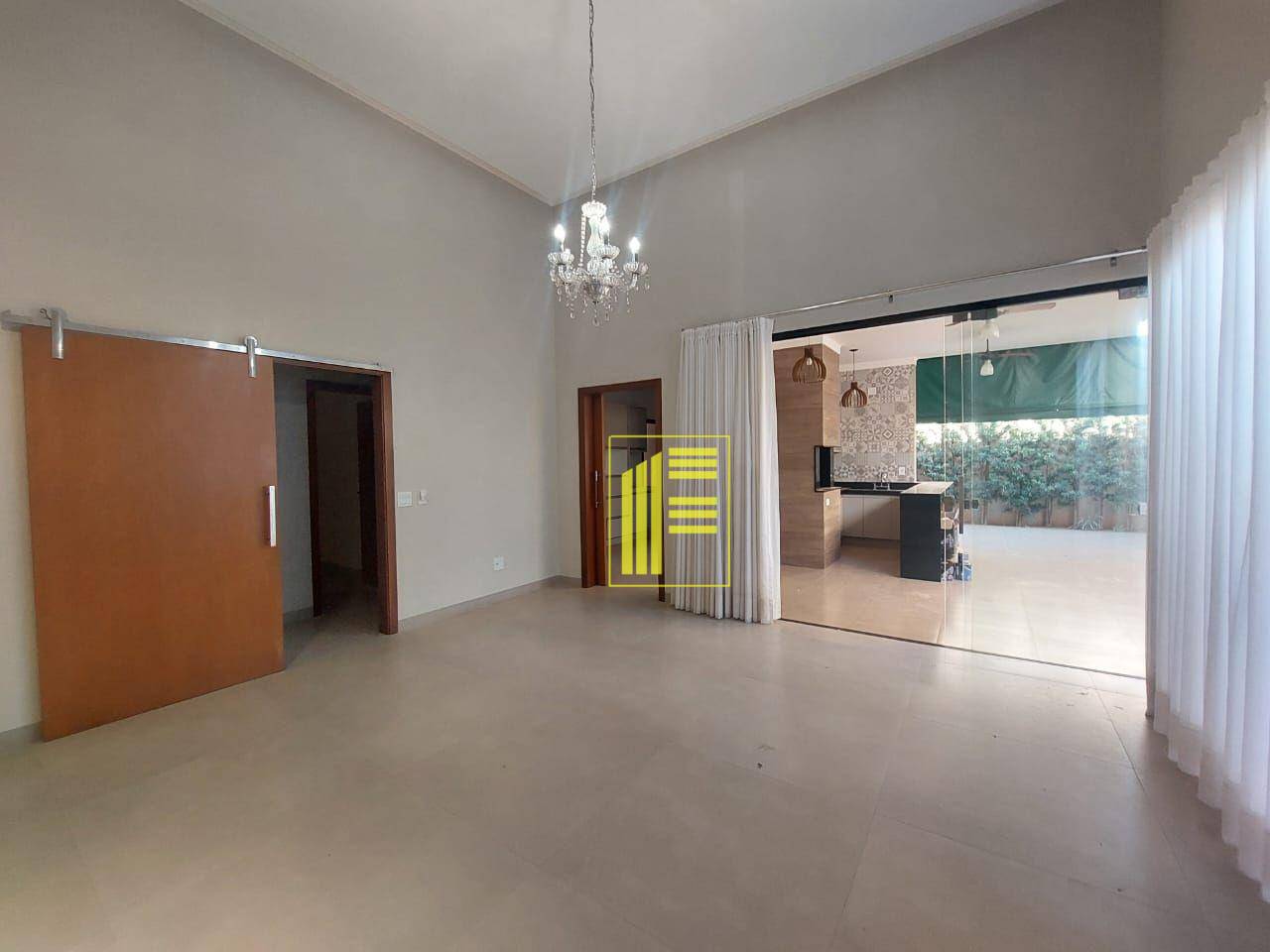 Casa de Condomínio para alugar com 3 quartos, 210m² - Foto 6