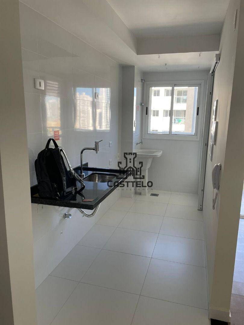 Apartamento à venda com 3 quartos, 72m² - Foto 4