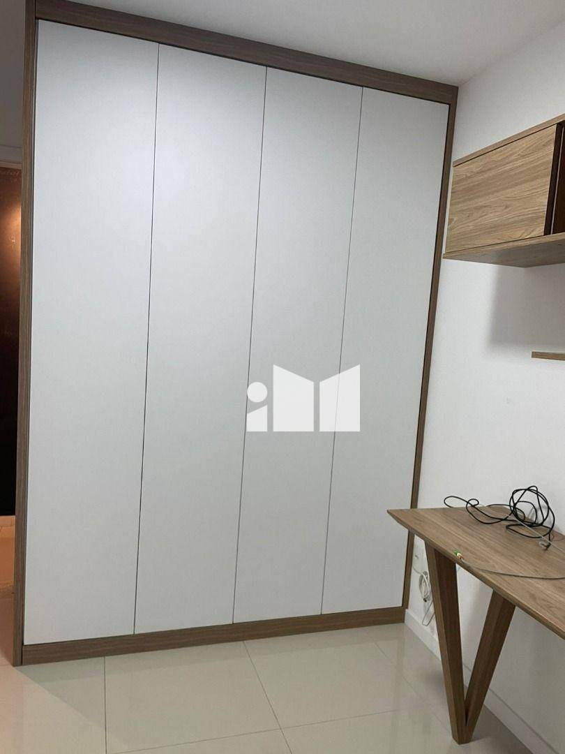 Apartamento à venda com 2 quartos, 65m² - Foto 13