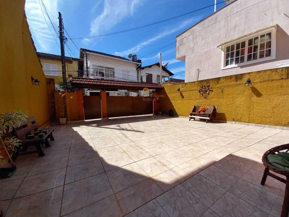 Casa de Condomínio à venda com 3 quartos, 300m² - Foto 23