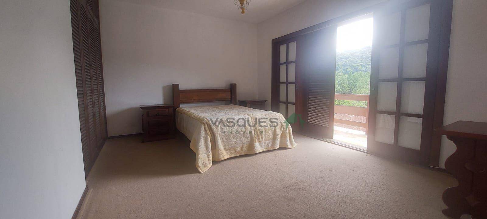 Casa de Condomínio à venda com 4 quartos, 330m² - Foto 12