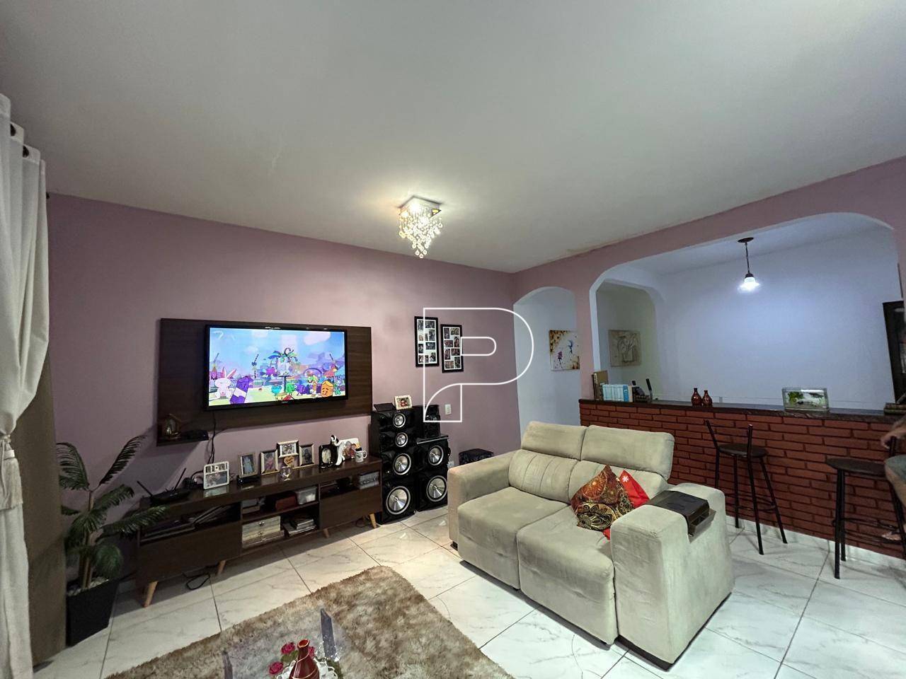 Casa, 3 quartos, 250 m² - Foto 2