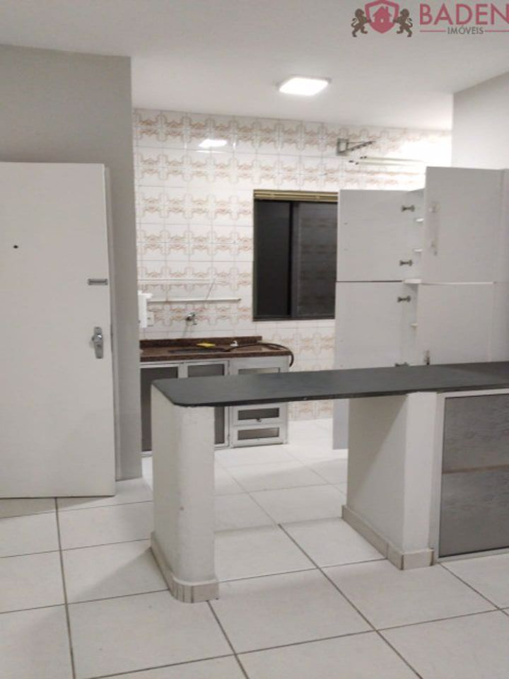 Apartamento à venda com 1 quarto, 27m² - Foto 3