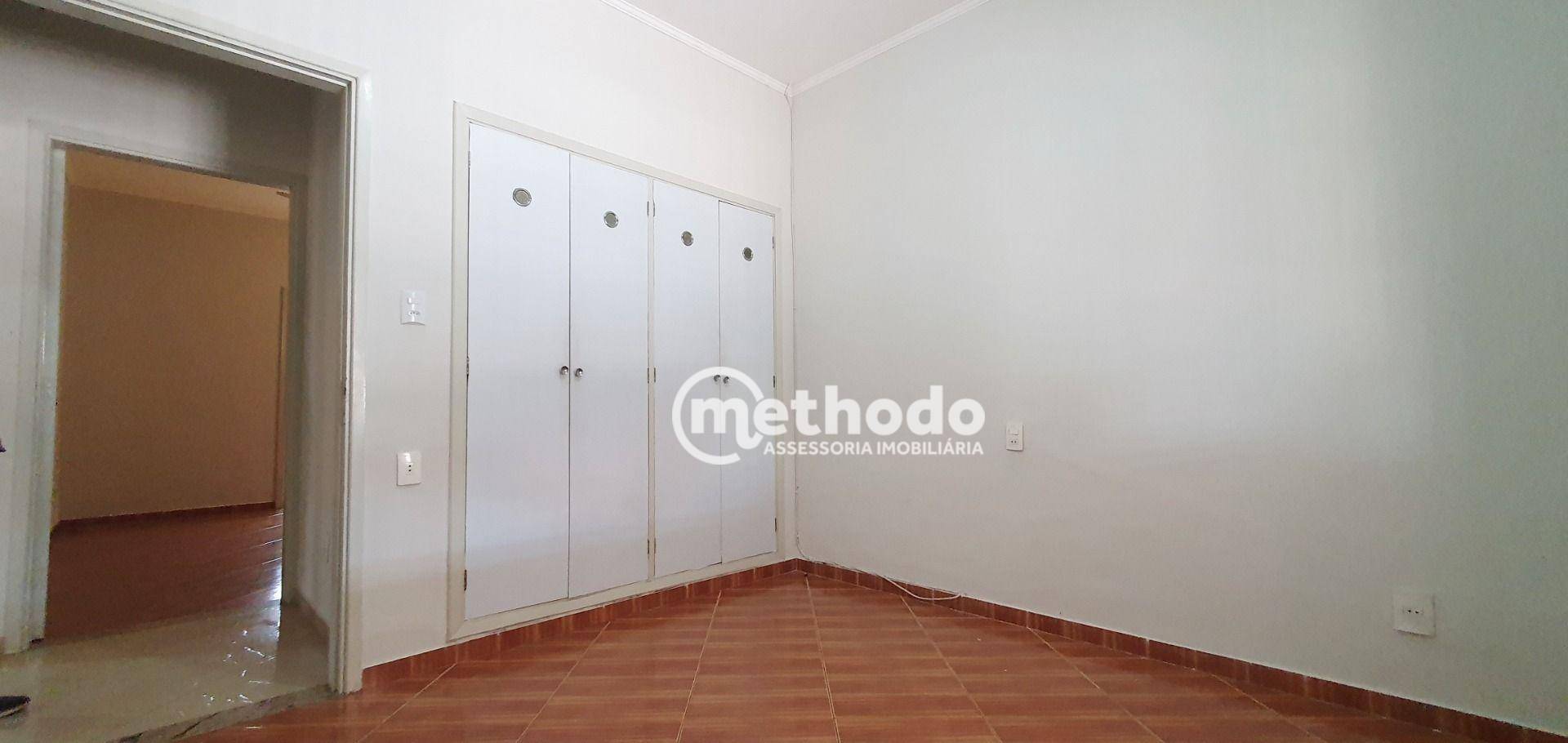 Casa à venda com 4 quartos, 168m² - Foto 12