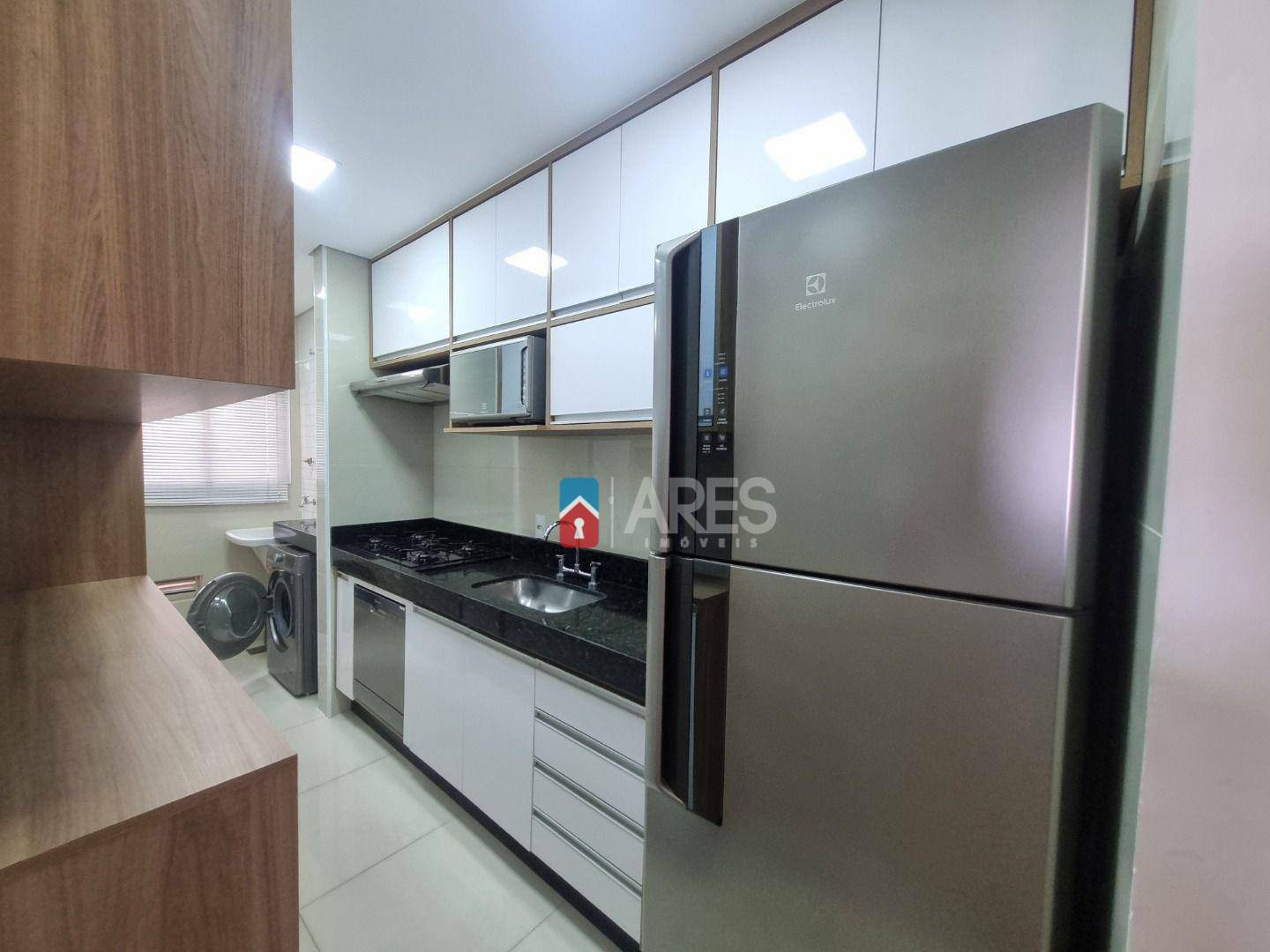 Apartamento à venda com 3 quartos, 81m² - Foto 8