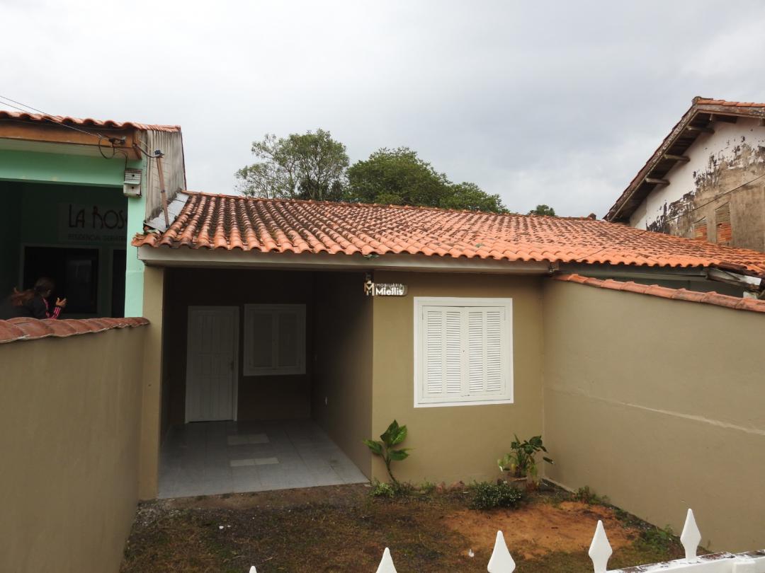 Casa à venda com 2 quartos, 165m² - Foto 2