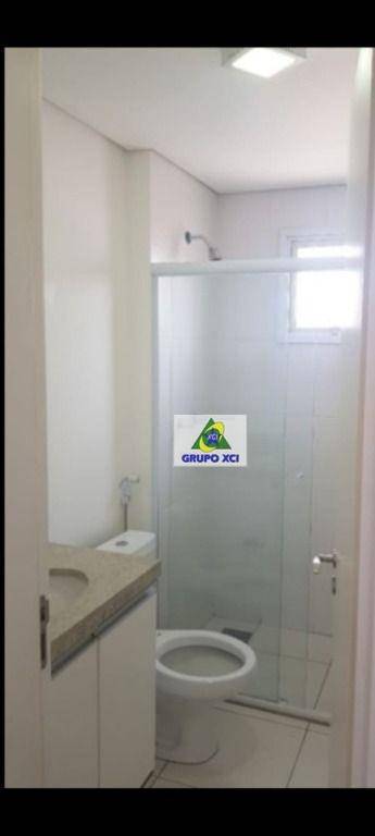 Apartamento à venda com 2 quartos, 67m² - Foto 4