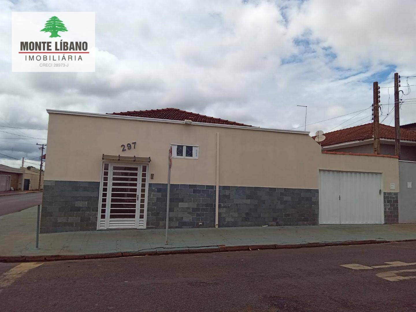 Casa para alugar com 4 quartos, 50m² - Foto 8