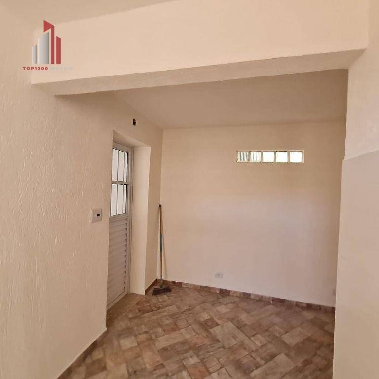 Sobrado à venda com 2 quartos, 93m² - Foto 37