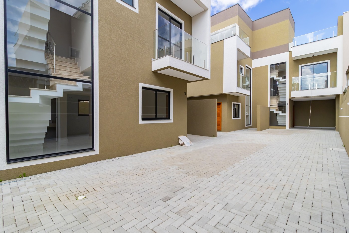Sobrado à venda com 3 quartos, 96m² - Foto 4